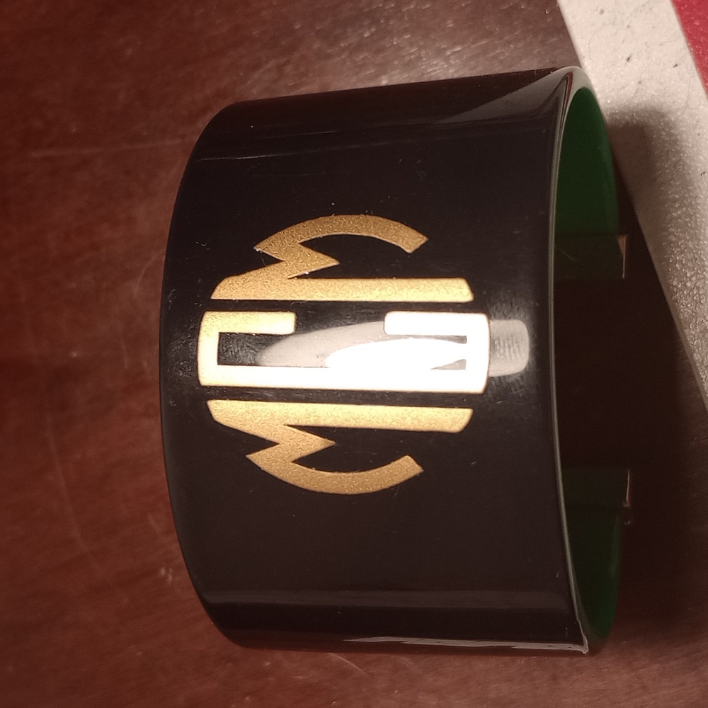 💋FinalDrop! EUC MCM Gorgeous cuff bracelet
